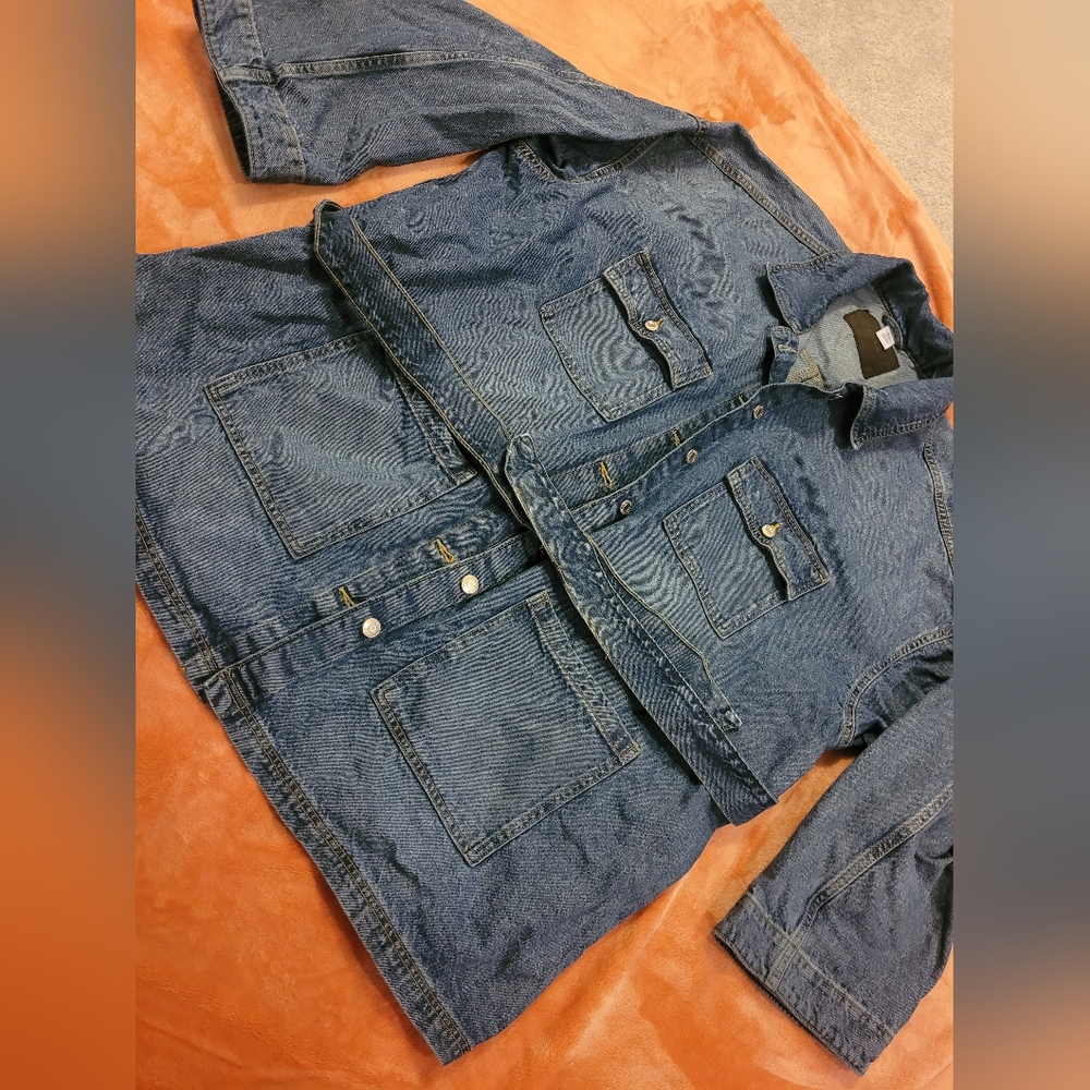 Women's Denim Belted Shirt Jacket